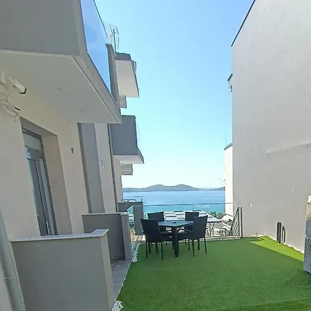 Alta Mare Ξενοδοχείο με διαμερίσματα 4*