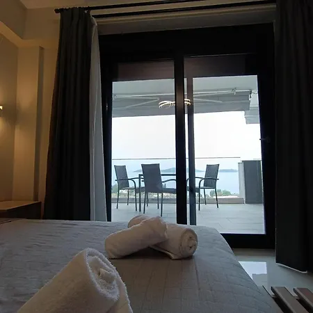 Ξενοδοχείο με διαμερίσματα Alta Mare