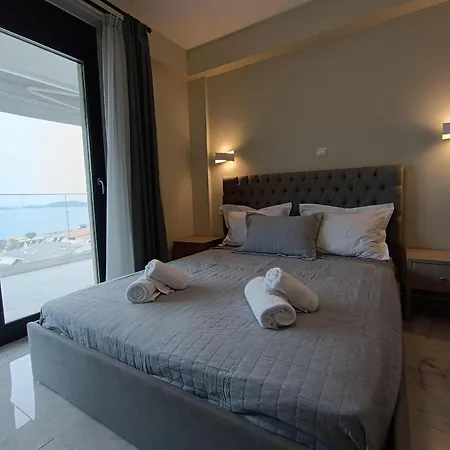 Ξενοδοχείο με διαμερίσματα Alta Mare 4*