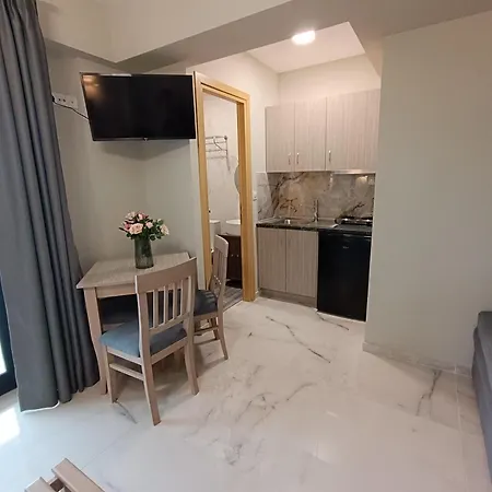 Alta Mare 4* Néa Péramos